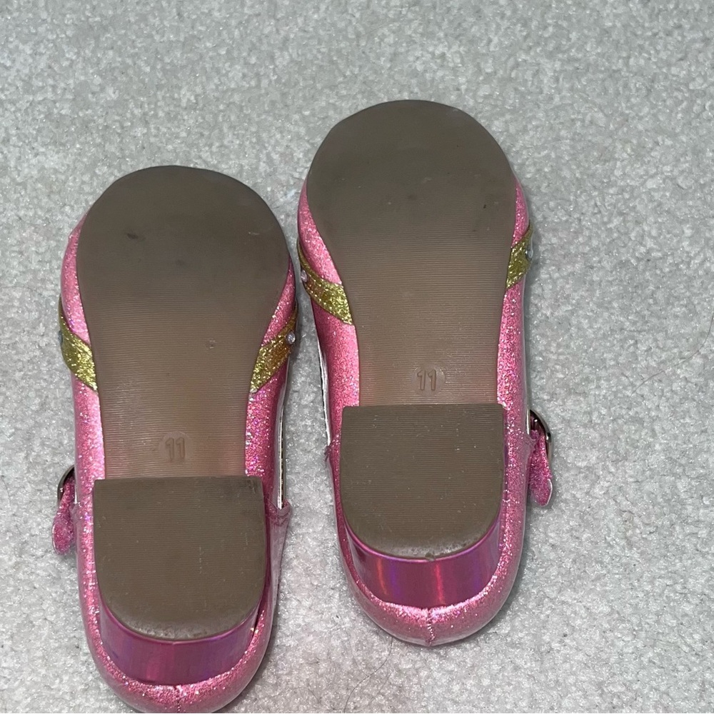 Beautiful Disney dress up shoes two pairs size 11 toddler amazing condition - Picture 4 of 6